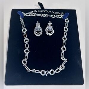 Personal accents vintage necklace and textured hoop earrings set. Never used.